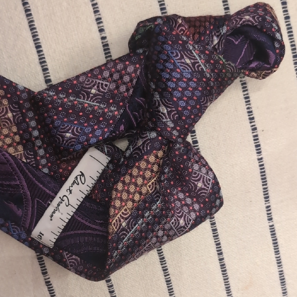Robert Graham Elegant Purple and Red Men's Tie